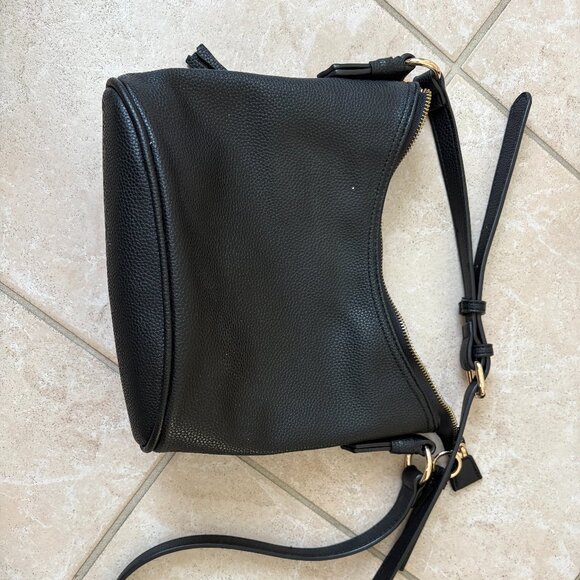 Black Purse - Picture 3 of 4